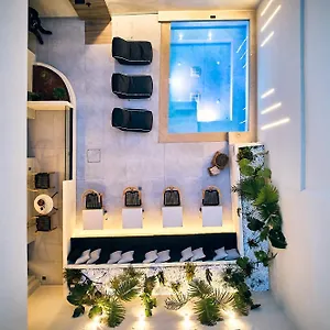 Grande Madonna Luxury Boutique Aparthotel